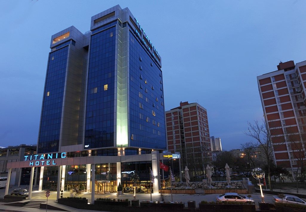 Otel Titanic Port Bakirkoy